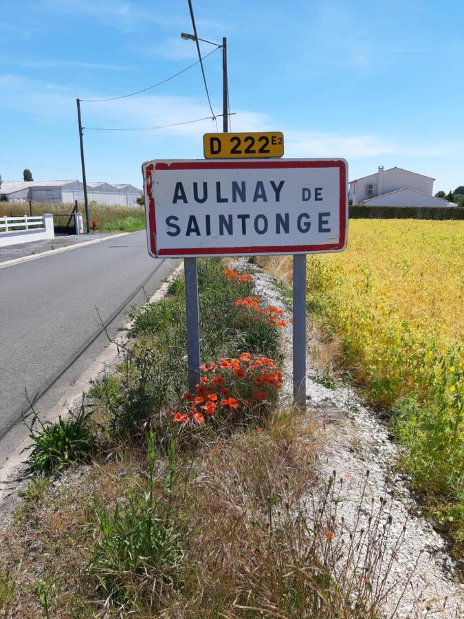 Les Volets Verts Aulnay Aulnay  Eksteriør bilde